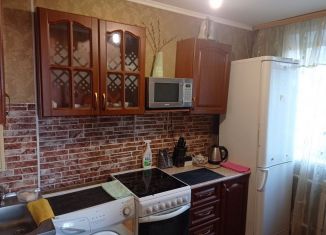 Сдам 2-комнатную квартиру, 50 м2, Междуреченск, Интернациональная улица, 8