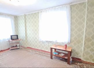 Продаю 1-комнатную квартиру, 30.3 м2, Златоуст, Трактовая улица, 1