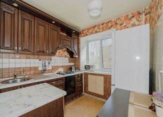 Продаю 2-ком. квартиру, 43.7 м2, Екатеринбург, улица Победы, 11, метро Проспект Космонавтов