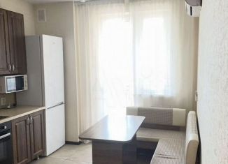 Продажа 1-ком. квартиры, 41 м2, Краснодар, бульвар Клары Лучко, микрорайон Юбилейный