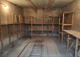 Сдаю гараж, 24 м2, Арзамас, улица Володарского, 85