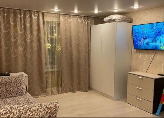 Продам однокомнатную квартиру, 40.3 м2, Гатчина, Заводская улица, 3