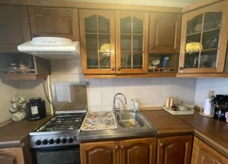 Продам 3-ком. квартиру, 69 м2, Симферополь, улица Гоголя, 66