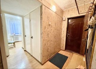 Продается 3-комнатная квартира, 56 м2, Воркута, улица Димитрова, 9Б