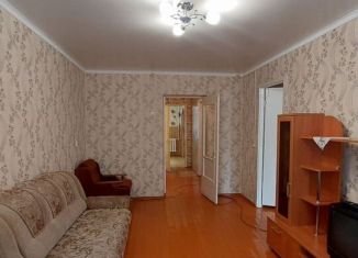 3-комнатная квартира на продажу, 62 м2, Азнакаево, улица Ленина, 35