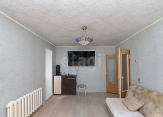Продается 4-ком. квартира, 72.1 м2, Тюменская область, улица 40 лет Победы, 1Б
