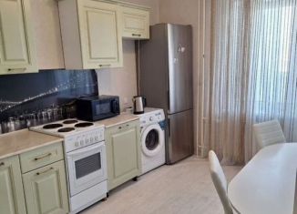 Сдается в аренду 2-ком. квартира, 56 м2, Краснодарский край, улица Генерал-лейтенанта Александра Сапрунова