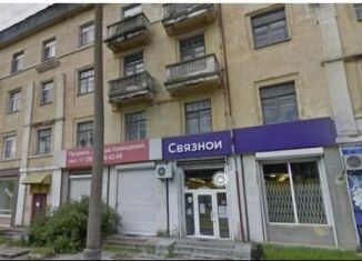 Продам торговую площадь, 37 м2, Карелия, улица Ленина, 3