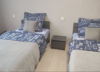Аренда 2-ком. квартиры, 55 м2, Магнитогорск, проспект Карла Маркса, 168