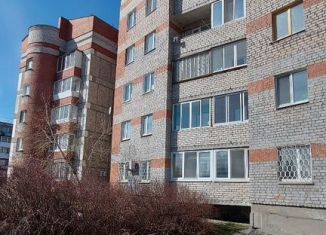 Четырехкомнатная квартира на продажу, 97.1 м2, Серов, улица Каляева