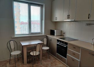 Сдается 3-комнатная квартира, 80 м2, Краснодар, Казбекская улица, 13, Фестивальный микрорайон