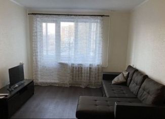 Сдам в аренду однокомнатную квартиру, 39 м2, Йошкар-Ола, улица Петрова, 18, микрорайон Юбилейный