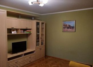 Аренда 3-комнатной квартиры, 64 м2, Майкоп, улица 12 Марта, 130/1