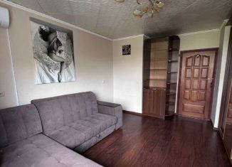 Трехкомнатная квартира на продажу, 60.8 м2, Долгопрудный, проспект Пацаева, 14