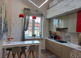 Продаю 3-комнатную квартиру, 92 м2, Сестрорецк, улица Всеволода Боброва, 21