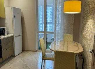 Сдается в аренду 2-комнатная квартира, 65 м2, Пермь, улица Чернышевского, 15Б, ЖК Альпийская Горка