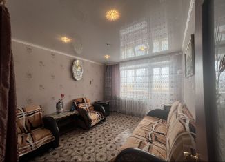 Продаю 2-ком. квартиру, 43.8 м2, Давлеканово, улица Карла Маркса, 133/1