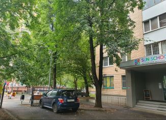Сдается в аренду однокомнатная квартира, 50 м2, Москва, 2-я Филёвская улица, ЗАО