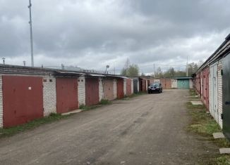 Продаю гараж, 30 м2, Гатчина