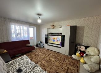 Продам трехкомнатную квартиру, 63.6 м2, Лабинск, Революционная улица, 367