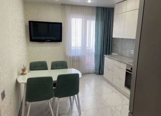 Продаю 2-ком. квартиру, 55 м2, Краснодар, Московская улица, 112, микрорайон Завод Радиоизмерительных Приборов