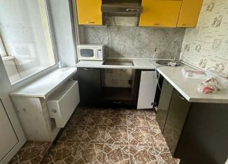 Сдам в аренду 2-ком. квартиру, 60 м2, Обь, Арсенальная улица, 1А