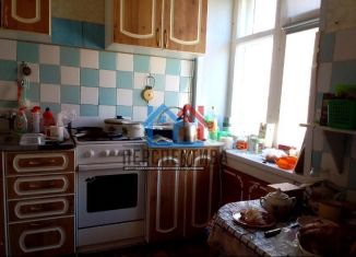 Продажа 4-ком. квартиры, 57 м2, Тобольск, улица Семёна Ремезова, 116