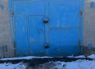 Продаю гараж, 24 м2, Азнакаево, улица Хасаншиной