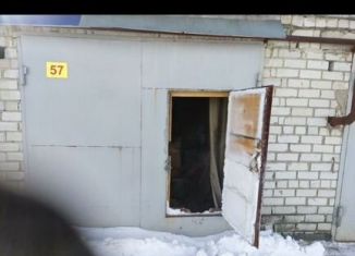 Продаю гараж, 30 м2, Тюмень, улица Ветеранов Труда, 39с129