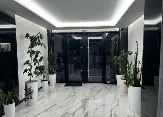 Продаю квартиру свободная планировка, 70 м2, Сочи, Дагомысская улица, 27, микрорайон Больничный Городок