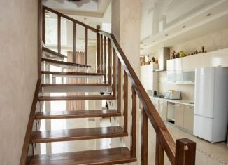 Продается 5-комнатная квартира, 237.6 м2, Чебоксары, Ярмарочная улица