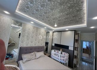 Трехкомнатная квартира на продажу, 73 м2, Тобольск, территория Зона ВУЗов, 9А, ЖК Молодёжный