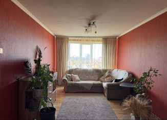 Продаю трехкомнатную квартиру, 63.1 м2, Калининград, Батальная улица, 66