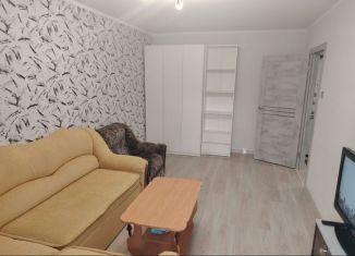 Продаю двухкомнатную квартиру, 45.8 м2, Кириши, проспект Ленина, 33Б