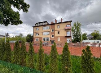 Трехкомнатная квартира на продажу, 95.4 м2, поселок Невское, Орудийная улица, 75А