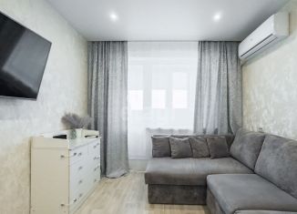 Сдам в аренду 1-ком. квартиру, 40.2 м2, Ульяновск, Панорамная улица, 81