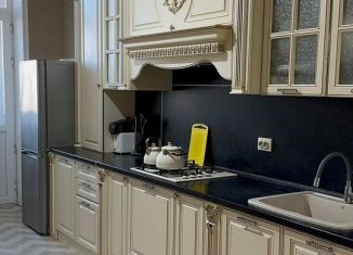 Продажа 2-ком. квартиры, 75.5 м2, Дербент, улица имени Надыра Эмиргамзаева, 42А