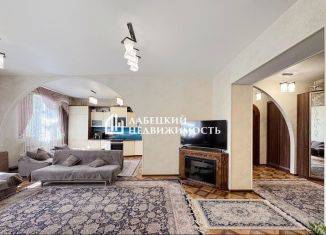 Продаю двухкомнатную квартиру, 89.6 м2, Санкт-Петербург, проспект Народного Ополчения, 209, метро Проспект Ветеранов