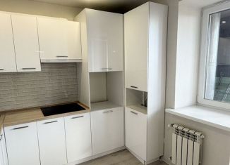 Продам 1-ком. квартиру, 40 м2, Чебоксары, улица Филиппа Лукина, 1