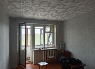 Продаю 2-комнатную квартиру, 43.7 м2, Бежецк, Краснослободская улица, 11