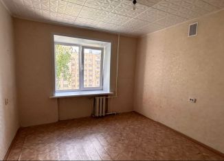 Продается комната, 12.3 м2, Татарстан, проспект Мусы Джалиля, 48