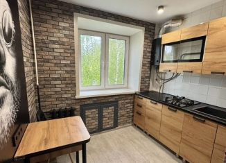 Продажа трехкомнатной квартиры, 56.5 м2, Смоленск, Ново-Краснофлотская улица, 13