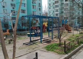 Продам 2-комнатную квартиру, 58 м2, Ростов-на-Дону, Таганрогская улица, 120/1