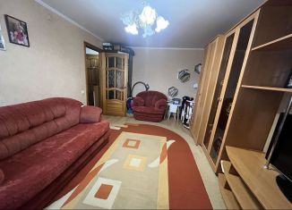 Продаю однокомнатную квартиру, 32 м2, Балашов, улица Орджоникидзе, 1