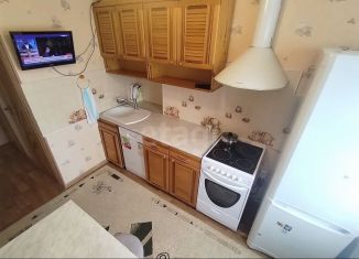 Сдается 2-комнатная квартира, 48 м2, Тобольск, 6-й микрорайон, 17