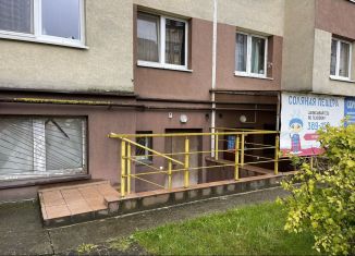 Продаю помещение свободного назначения, 78.4 м2, Калининград, улица Генерала Челнокова, 44
