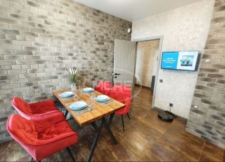 Продаю 3-комнатную квартиру, 90 м2, Калининград, Крымский проезд, 2, ЖК Восток