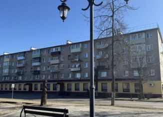 Продам 3-комнатную квартиру, 55.6 м2, Рошаль, улица Октябрьской Революции, 34