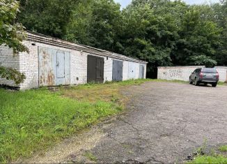 Продаю гараж, 30 м2, Гатчина