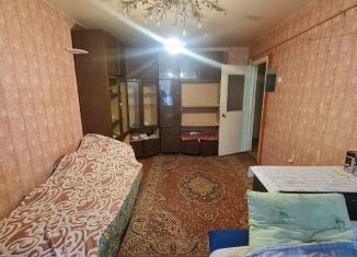 Сдам 2-ком. квартиру, 59 м2, Тульская область, улица Дзержинского, 7